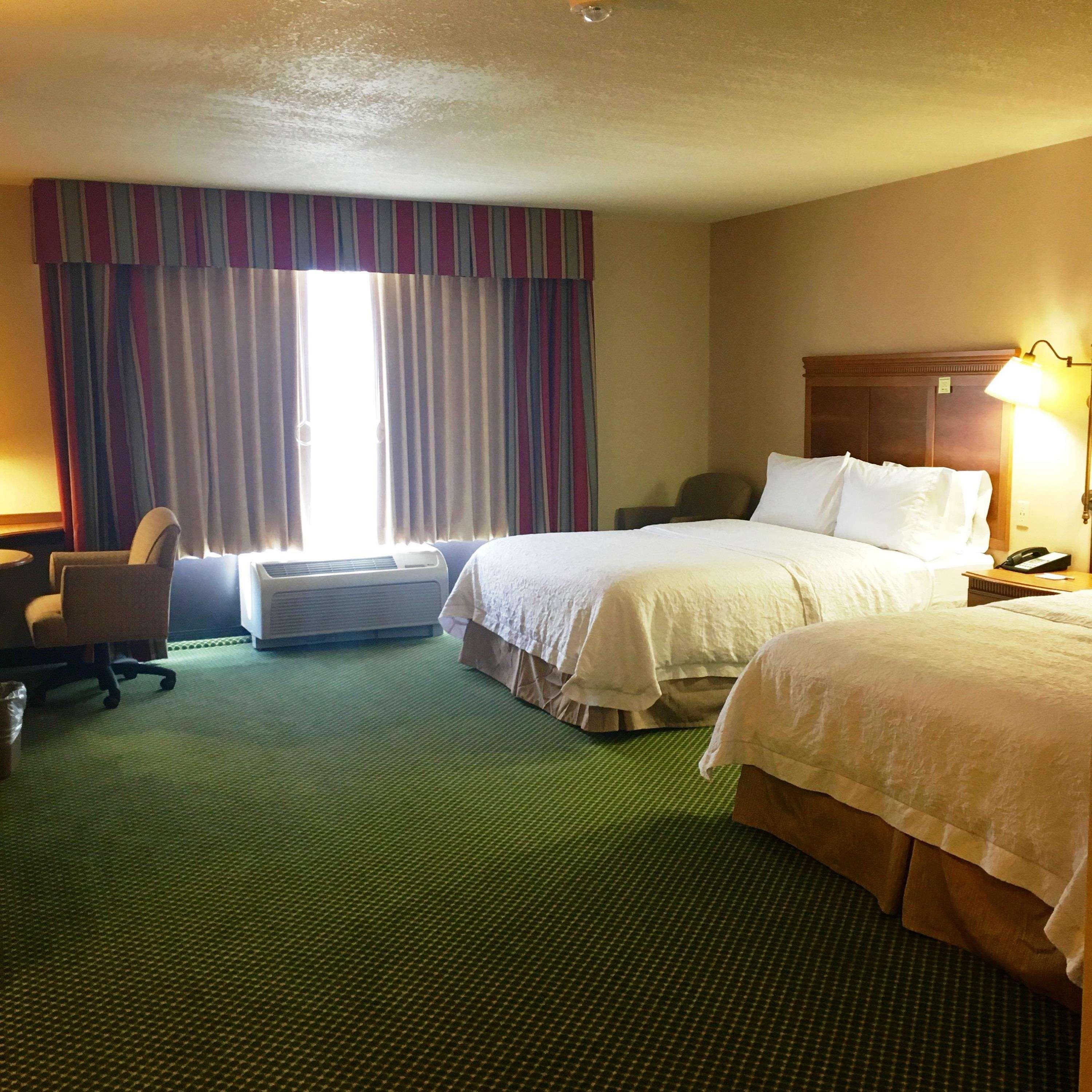 Hampton Inn Hays-North Of I-70 Extérieur photo