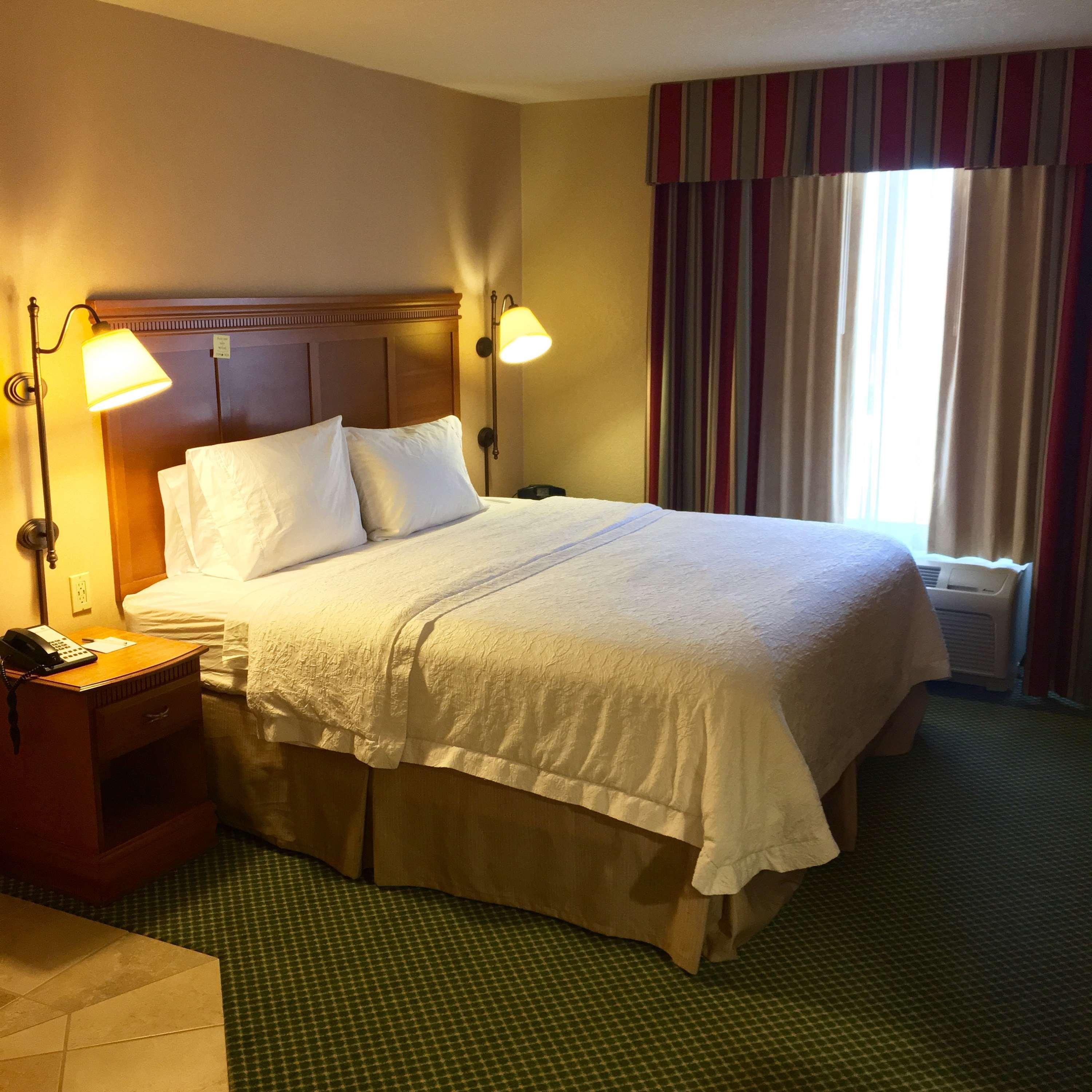 Hampton Inn Hays-North Of I-70 Extérieur photo