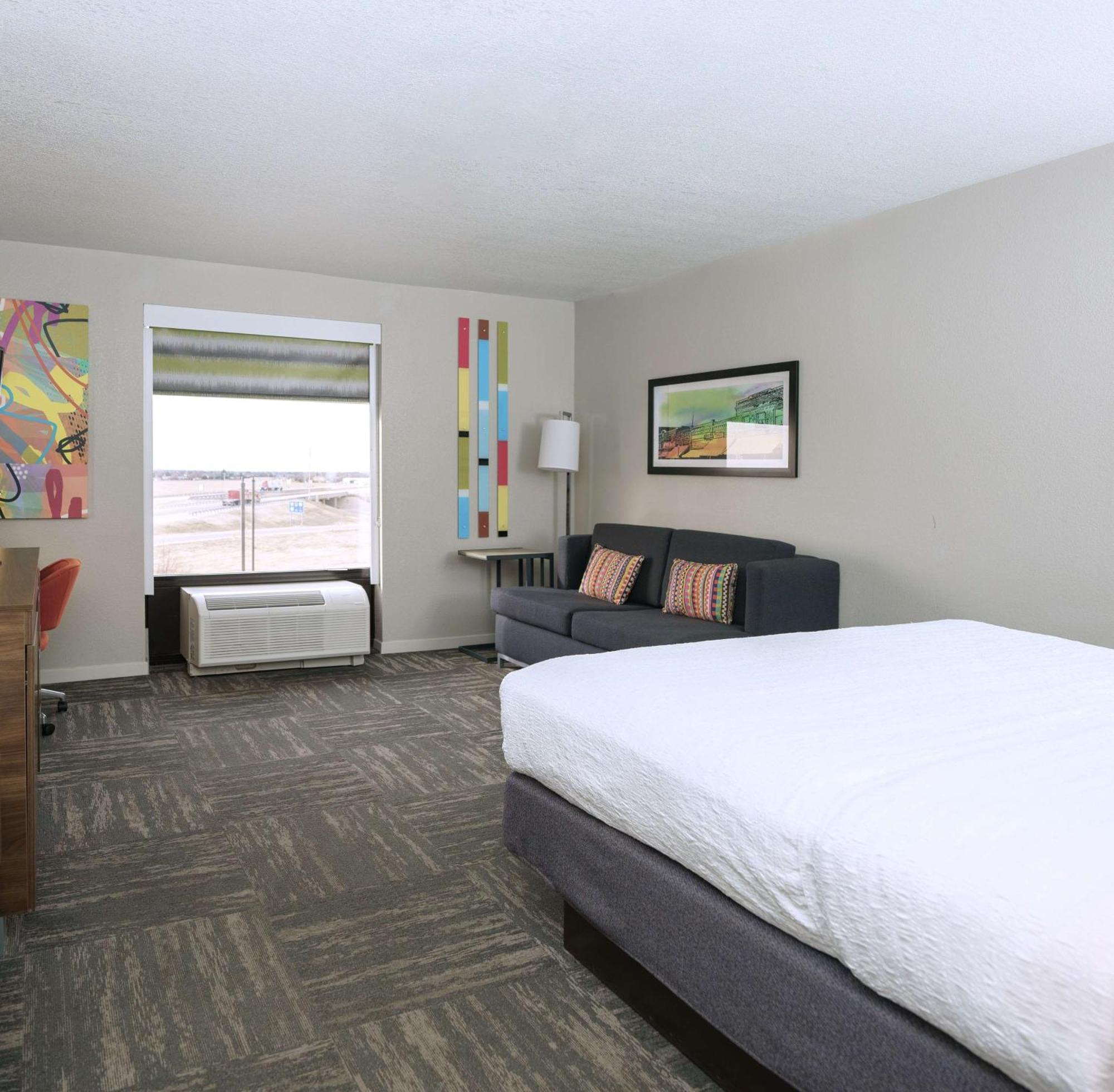 Hampton Inn Hays-North Of I-70 Extérieur photo